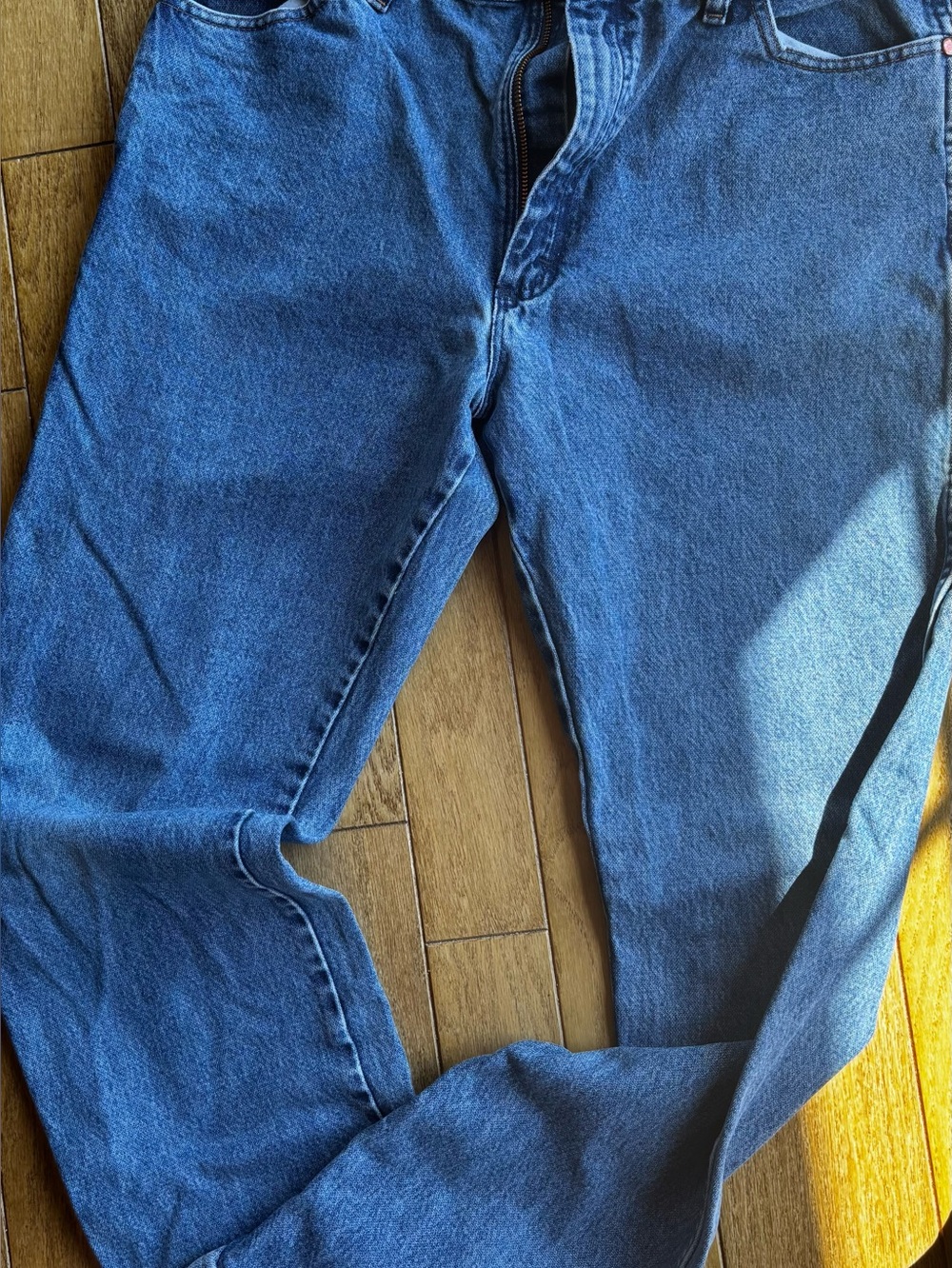 Classic Wrangler 34 x 34  Men's Blue Denim Jeans